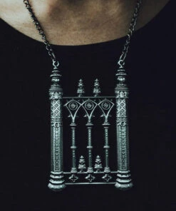 Flash Sale 🤩 THE PRETTY CULT All Hollywood Cemetery | NECKLACE 🧨 -Alternative Accessories Elegant Store The Pretty Cult Hollywood Cemetery Necklace 04 45c4d63f bc16 4cad 9358 b64e23746f6b 700x700