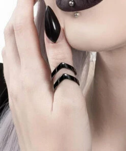 Top 10 🤩 ROGUE AND WOLF Mens Accessories Hunt [Black Sterling Silver] | RING ⌛ -Alternative Accessories Elegant Store rogue and wolf hunt black sterling silver ring 9 700x700